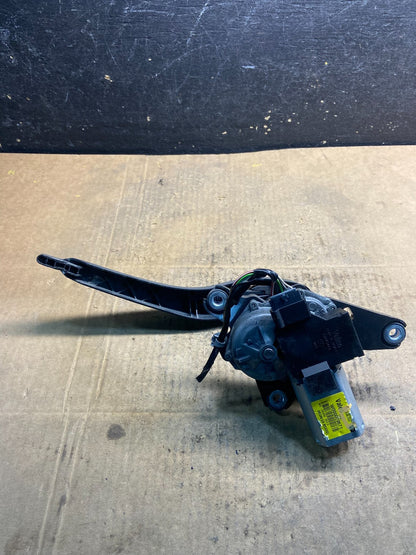 2013 to 2017 Buick Enclave Windshield Rear Wiper Motor y3747 DG5
