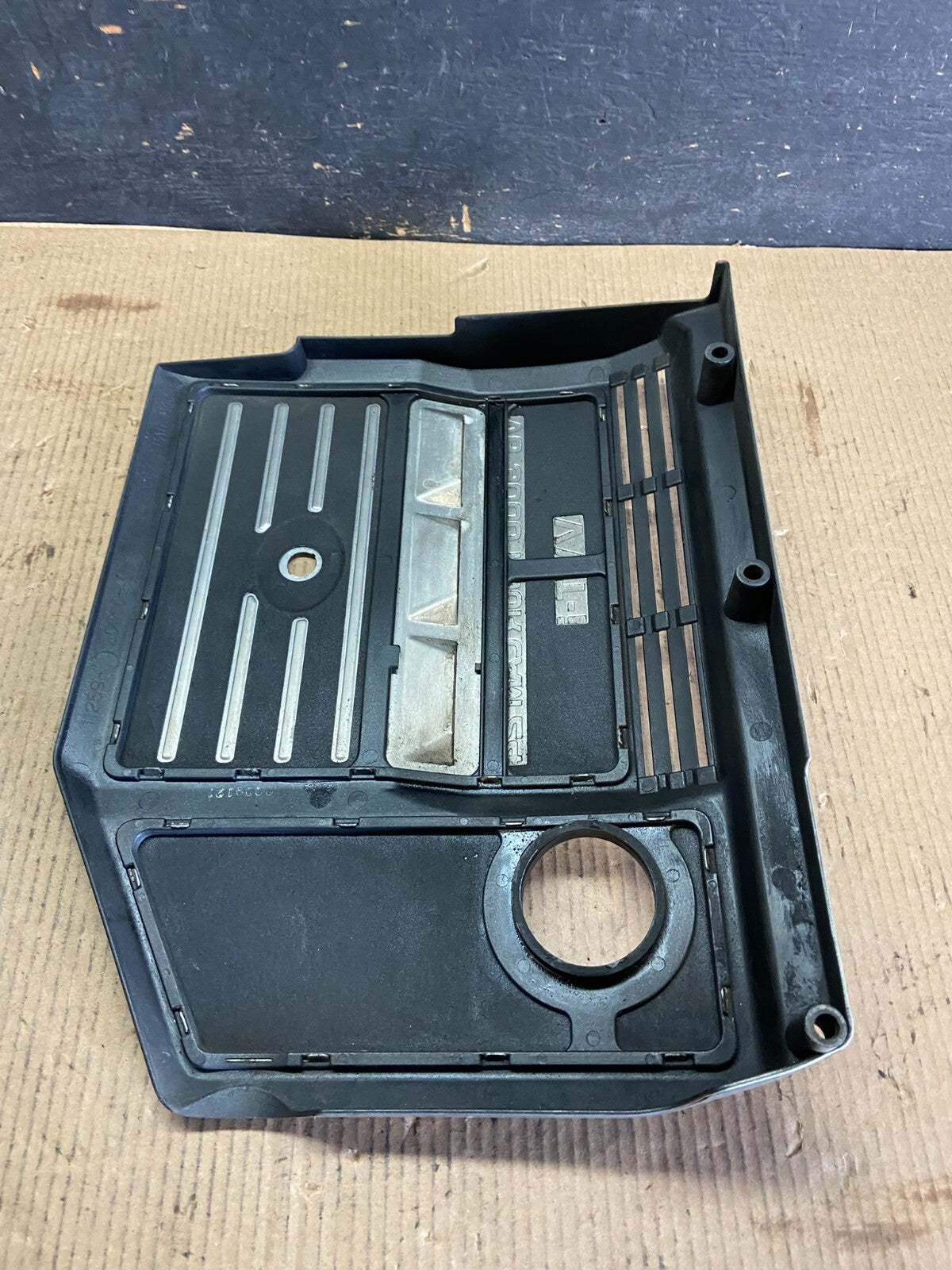 1999 - 2003 Lexus RX300 Factory OEM Engine Motor Cover Trim Panel N8325 DG7