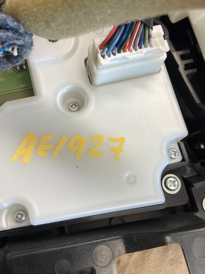 2011-2017 Infiniti QX56 QX80 Radio Player Climate Control Panel Bezel ae1927 DG6