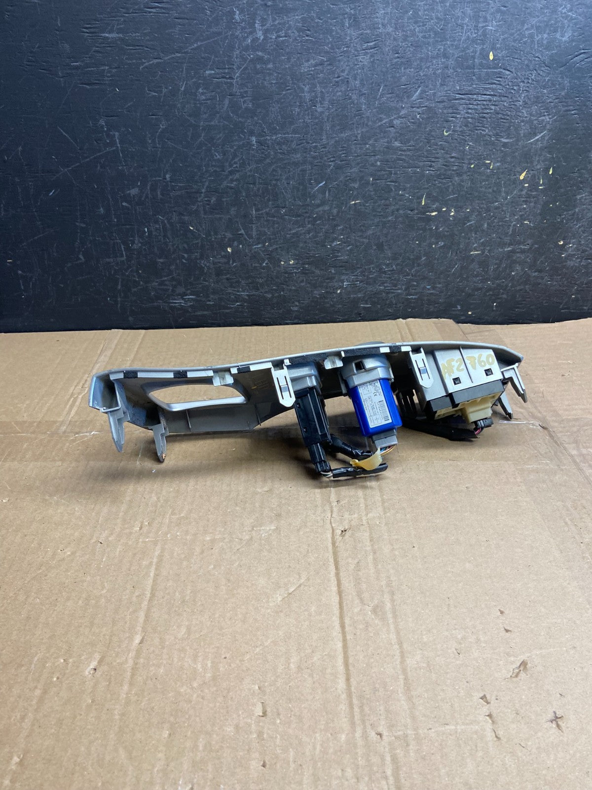 2012-2016 Toyota Prius V Shifter Bezel Trim Parking Push Start af2760 DG3