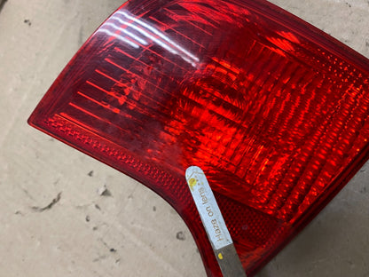 2004-2008 Audi A4 Sedan Right Passenger RH Side Inner Tail Light U6792 DW3
