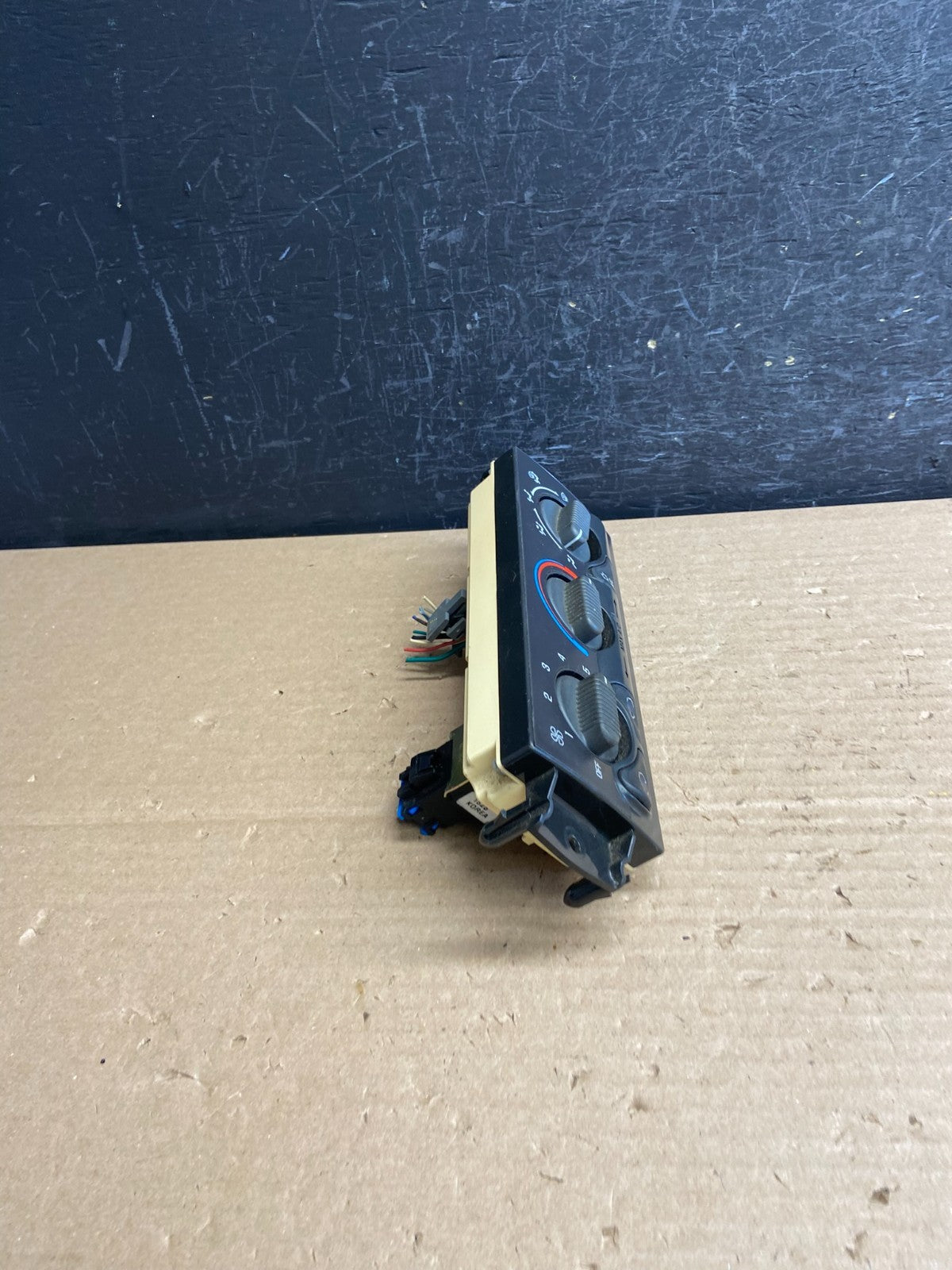 1999 to 2002 Chevrolet Silverado HVAC Heater Climate Control Module AG0378 DG1