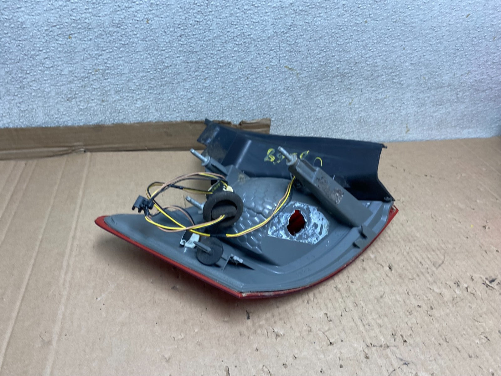 2014 to 2018 Ford Taurus Interceptor Right Passenger RH Tail Light U8368 DW5