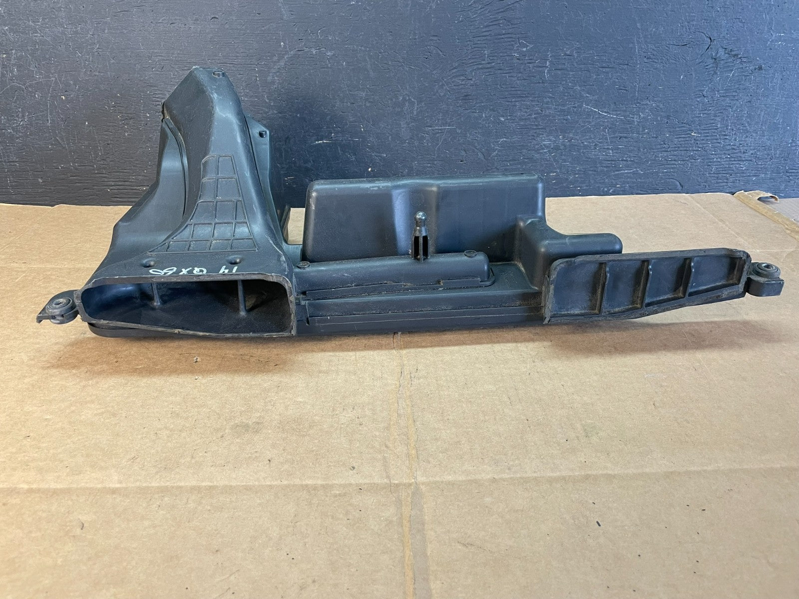 2013-2016 Nissan Pathfinder Upper Air Intake Duct AE0888 DG5