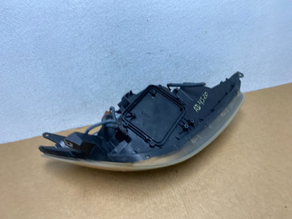 2004-2005 Toyota Sienna Left Driver LH Side Halogen Headlight AD4520 DW6