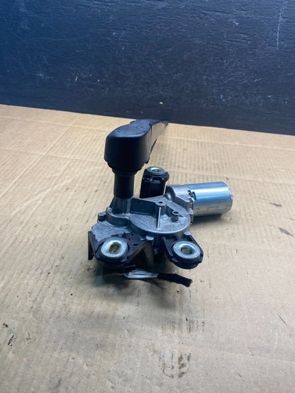 2010 to 2014 Volkswagen Golf Rear Windshield Wiper Motor AD5078 DG4