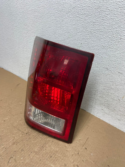 2007 2008 2009 2010 Jeep Grand Cherokee Left Driver Lh Tail Light AD8205 LK1