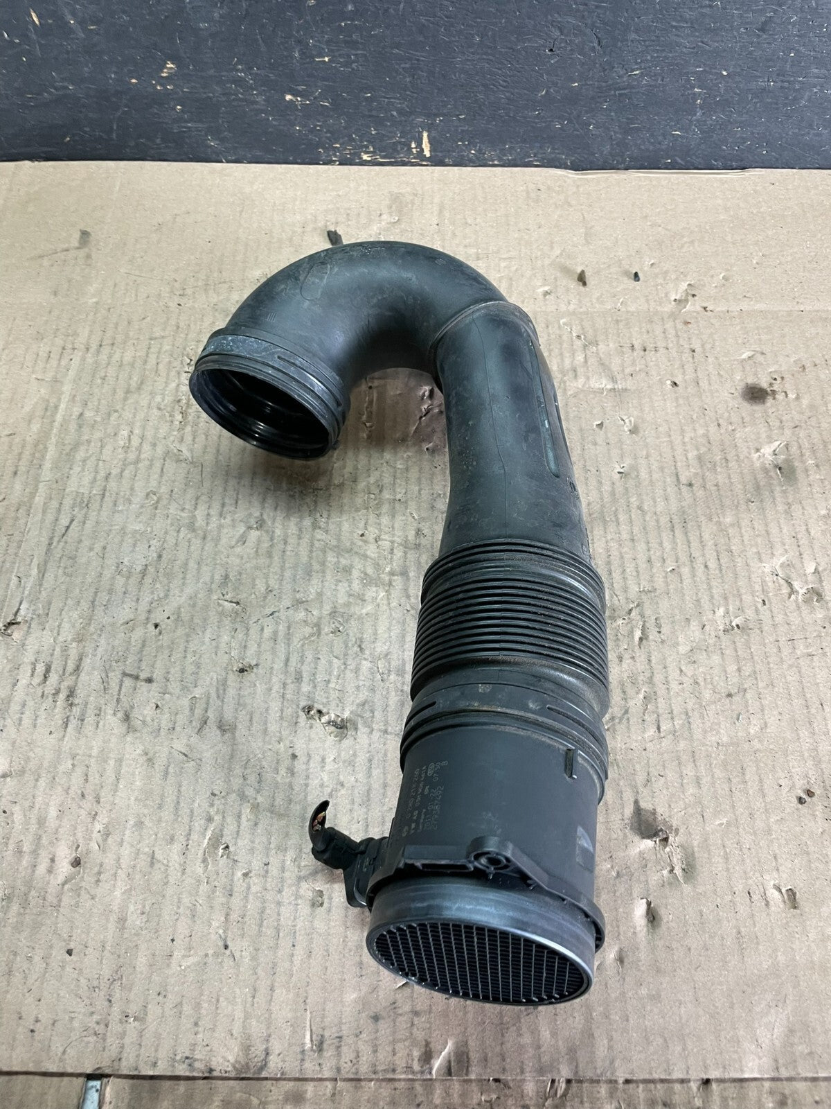 2011 to 2017 Volkswagen Touareg 3.6L Air Intake Hose Tube OEM M8951 DG3