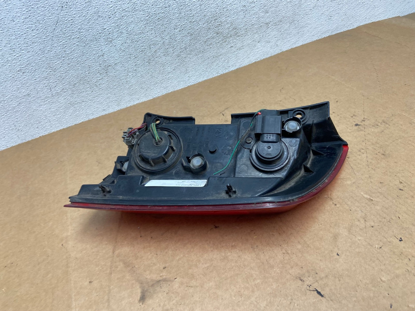 2004 to 2010 Infiniti Qx56 Left Driver LH Side Tail Light AE3136 LK5