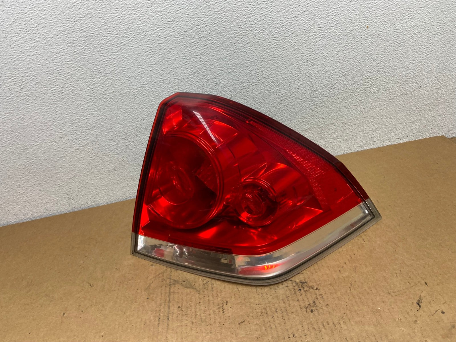 2006 - 2012 Chevrolet Impala Tail Light Right Passenger RH Side OEM AC2891 LK0