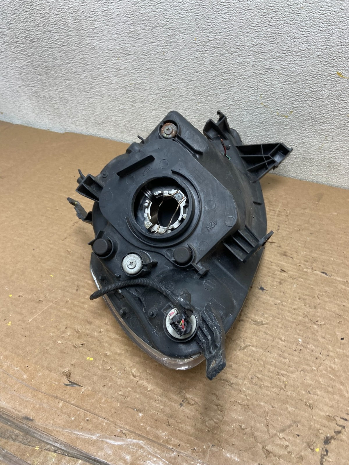 2002 to 2004 Honda CRV CR-V OEM Right Passenger RH Halogen Headlight Z3166 DW9
