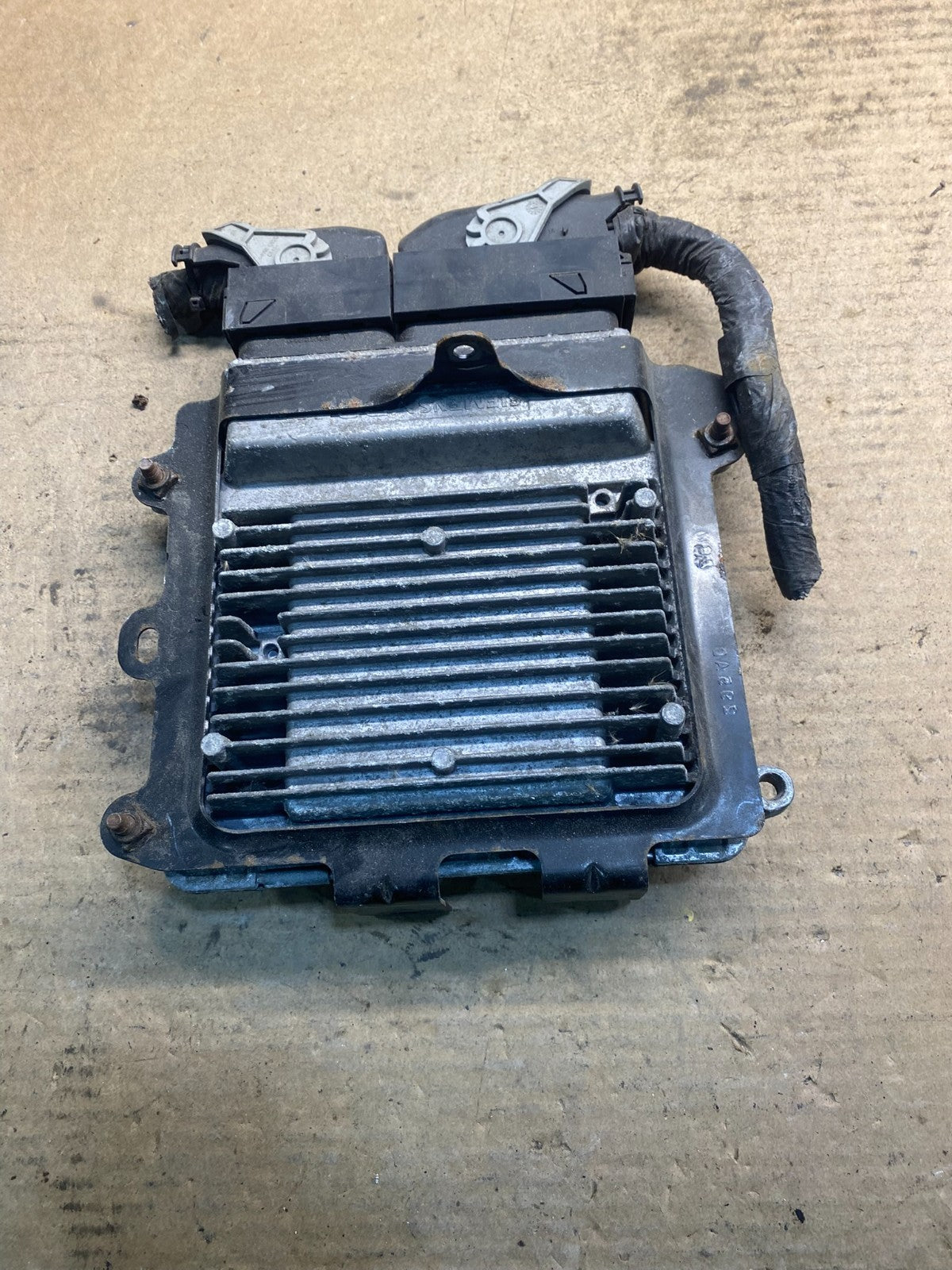2007 to 2010 Dodge Caliber ECM Engine Computer Module ECU AA2808 DG1