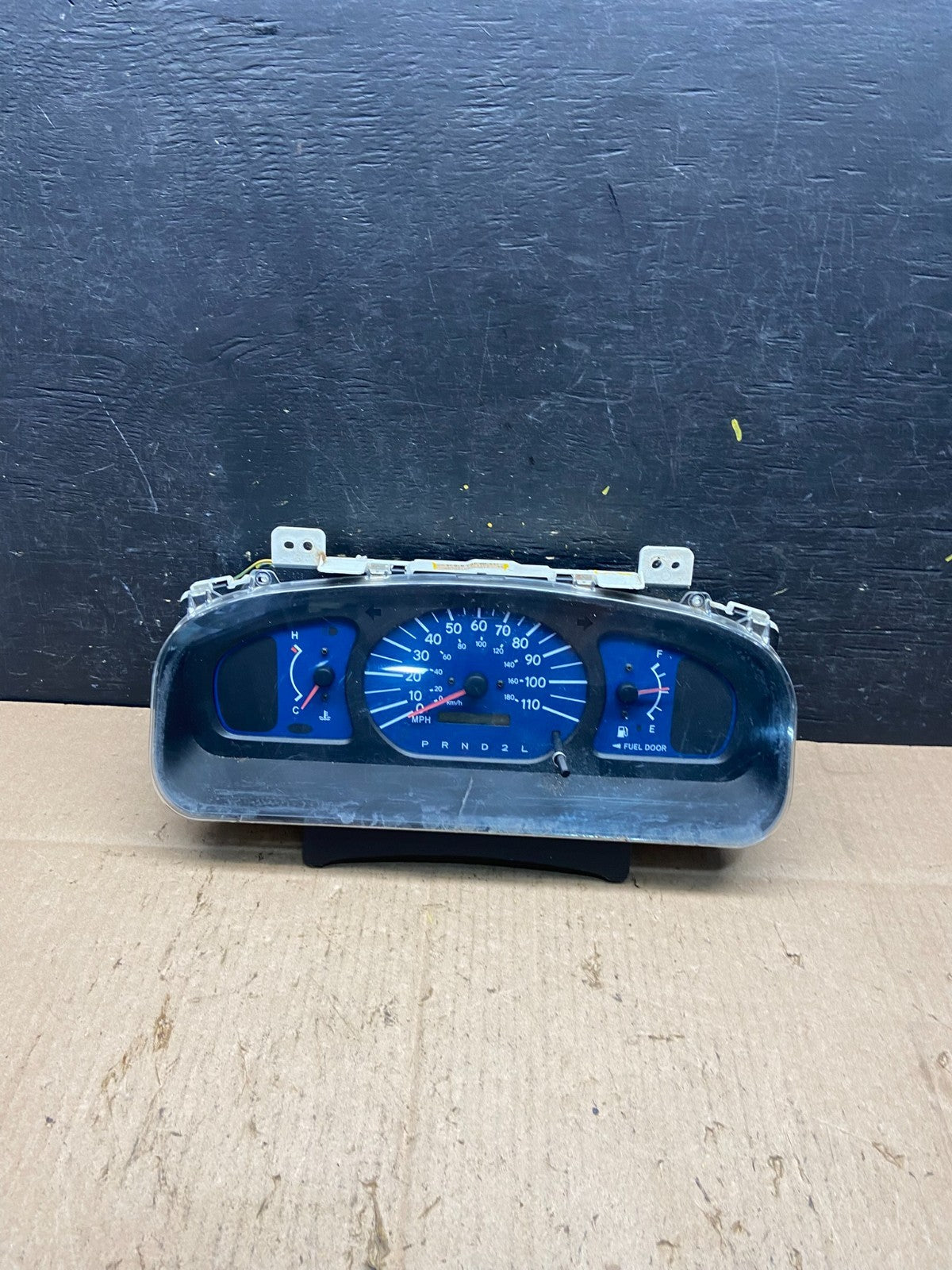 2001 2002 2003 Toyota Sienna Speedometer Cluster Gauge Q0933 DG0