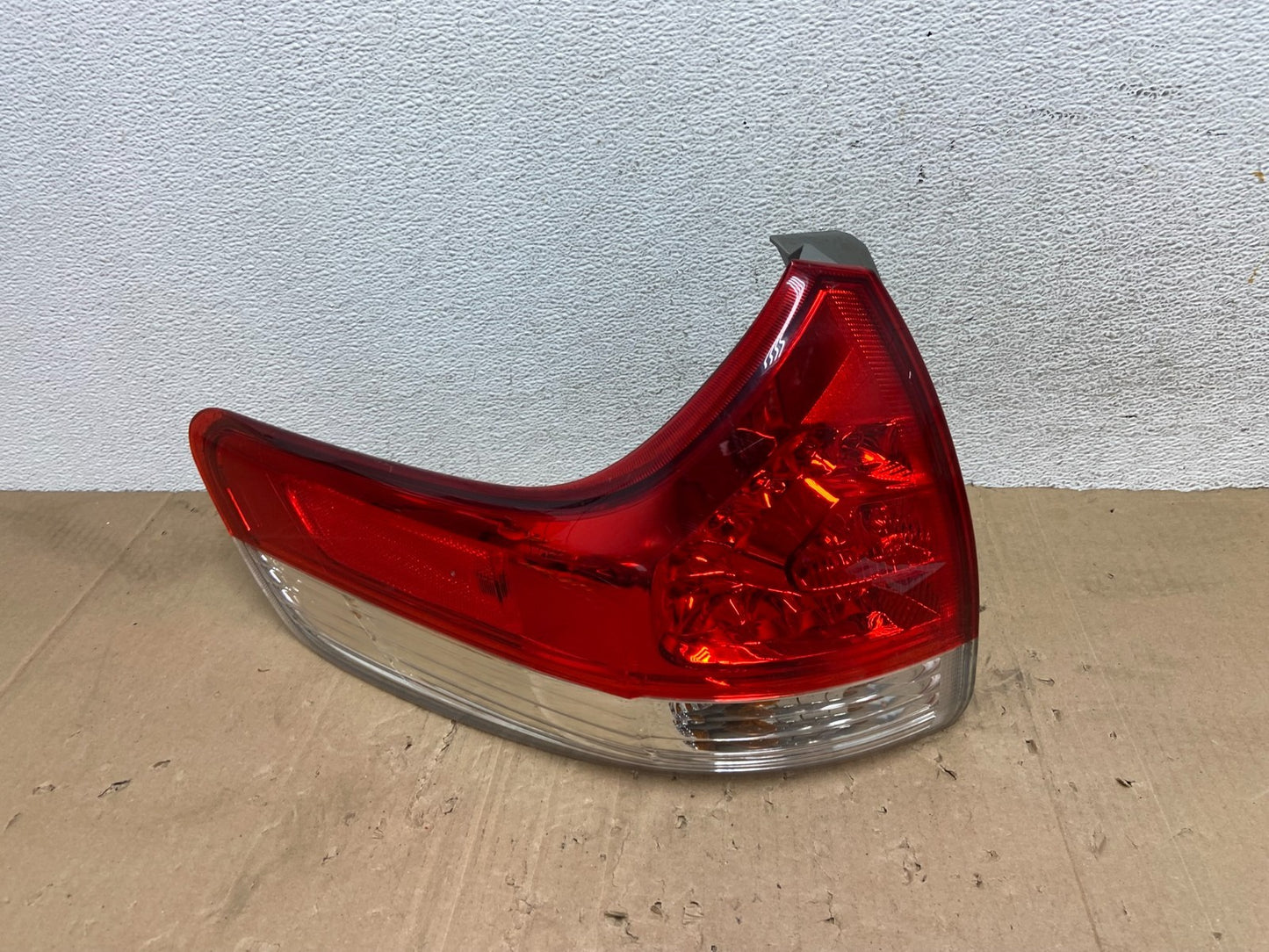 2011-2020 Toyota Sienna Left Driver LH Side Tail Light AE9216 DG0