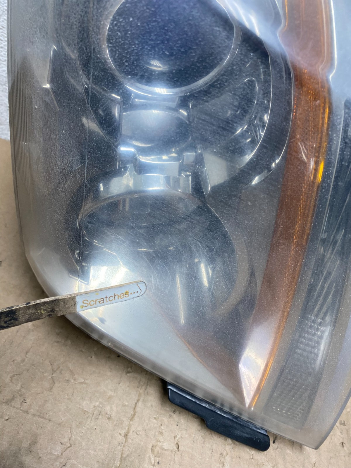 Halogen 2008 to 2014 Cadillac CTS Headlight Right Passenger Rh AJ2266 DW3