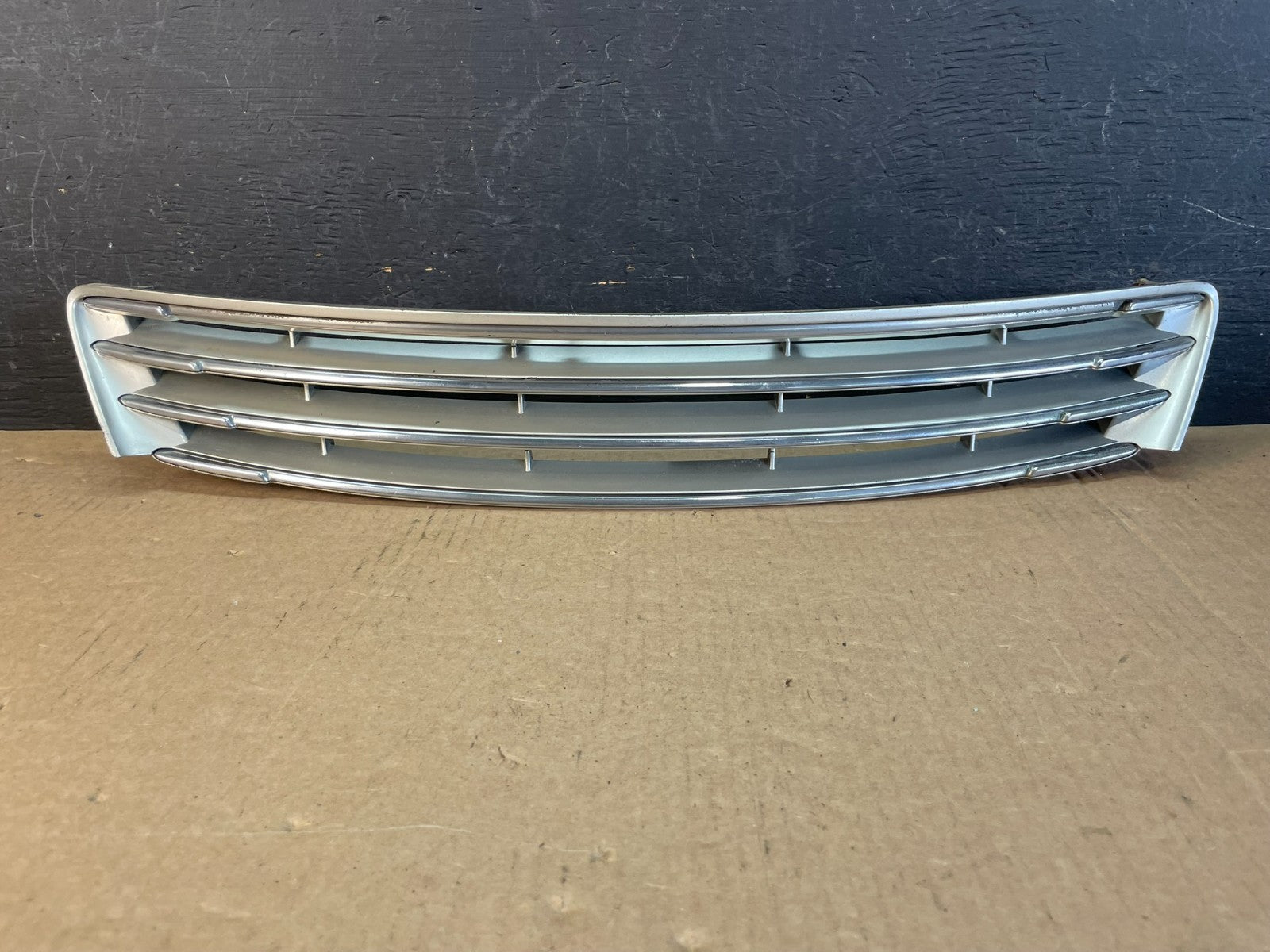 2002 to 2004 Lexus ES300 ES330 Front Upper Grill Grille AD0253 DG0