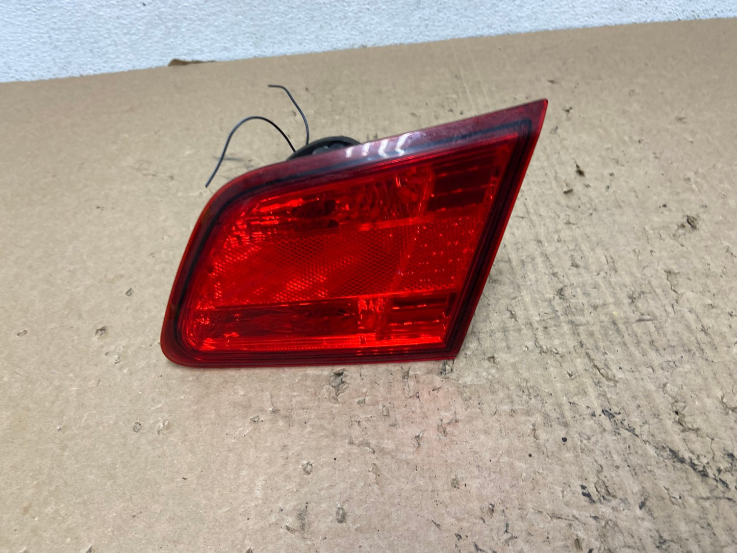 2010-2014 Subaru Legacy Right Passenger Rh Side Tail Light Inner AF8177 LK0