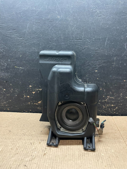 2007 - 2009 Cadillac SRX Subwoofer Bose Speaker OEM Y9553 DG0