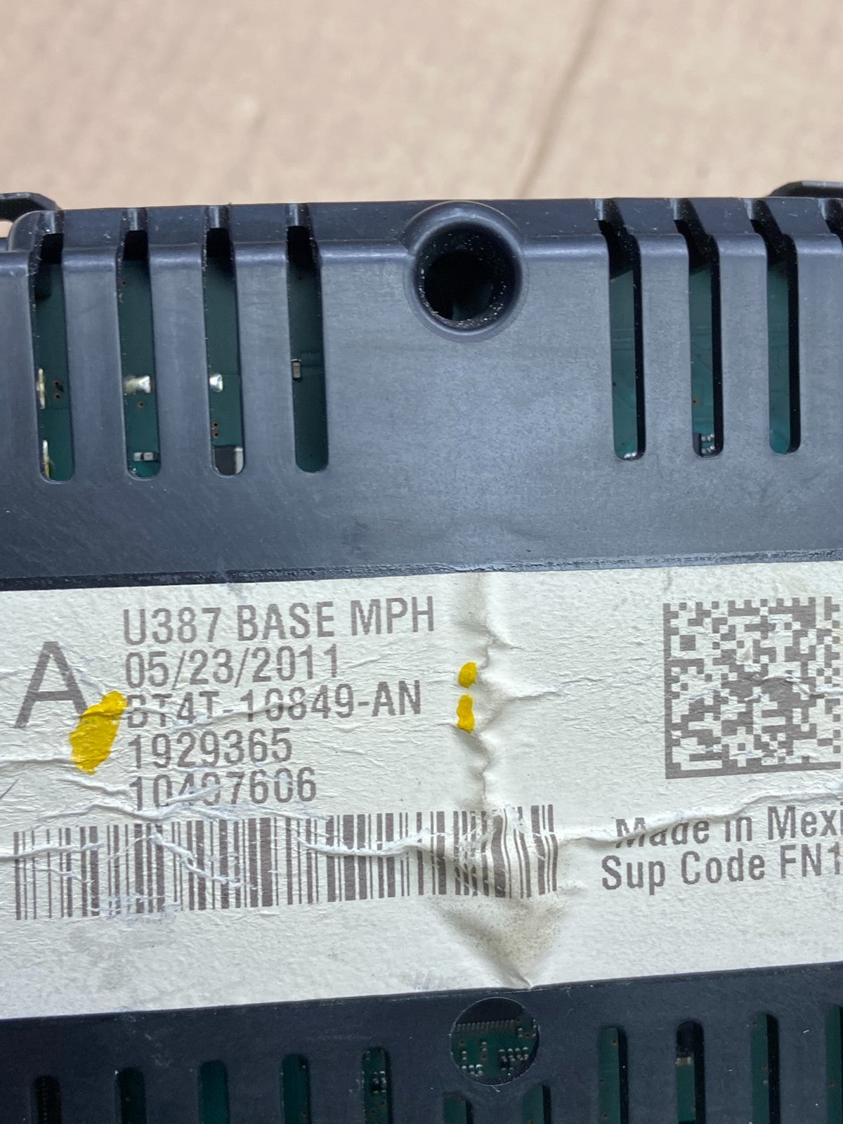 2011 Ford Edge Gauge Speedometer Cluster OEM X1693 DG6