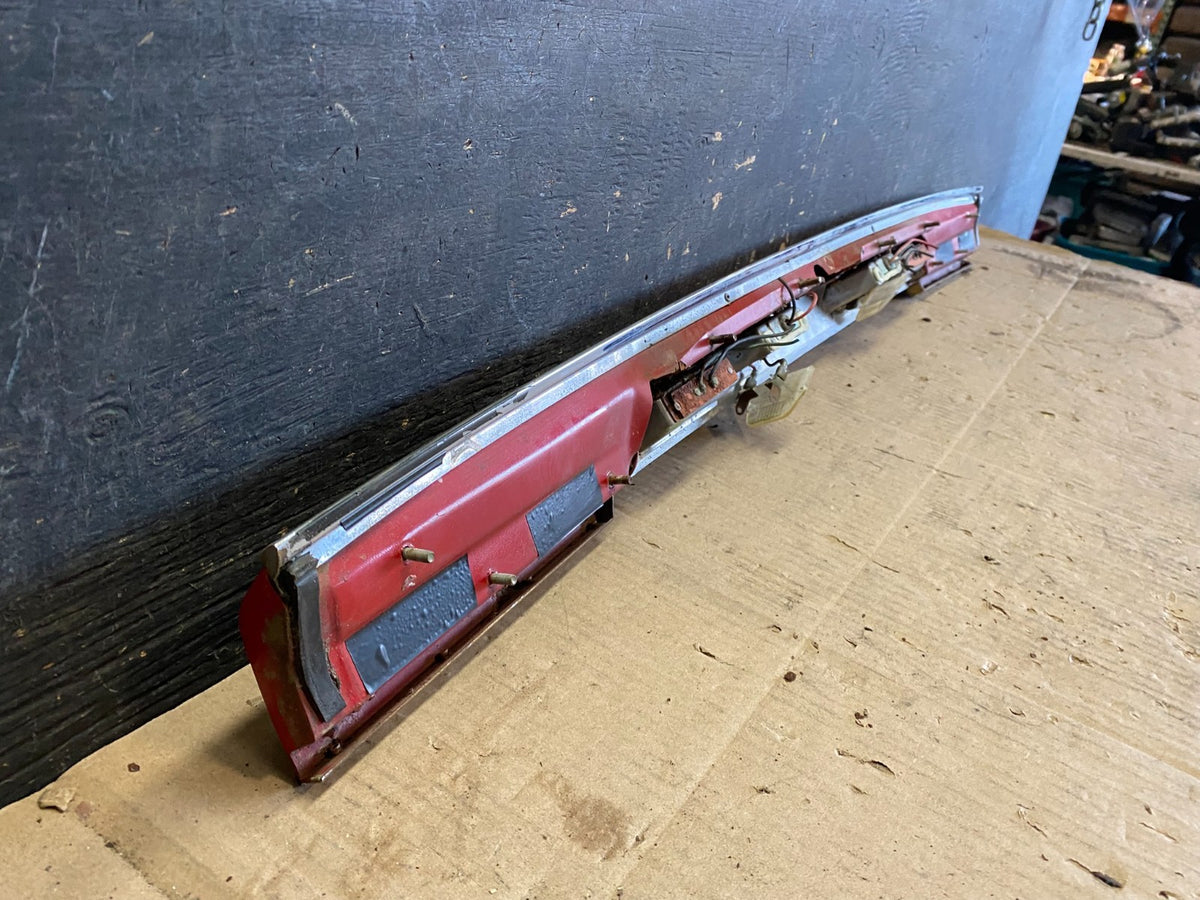 1986 to 1991 Jaguar Xjs Boot Lid Rear Plinth Section Fitting Panel U6475 PS7