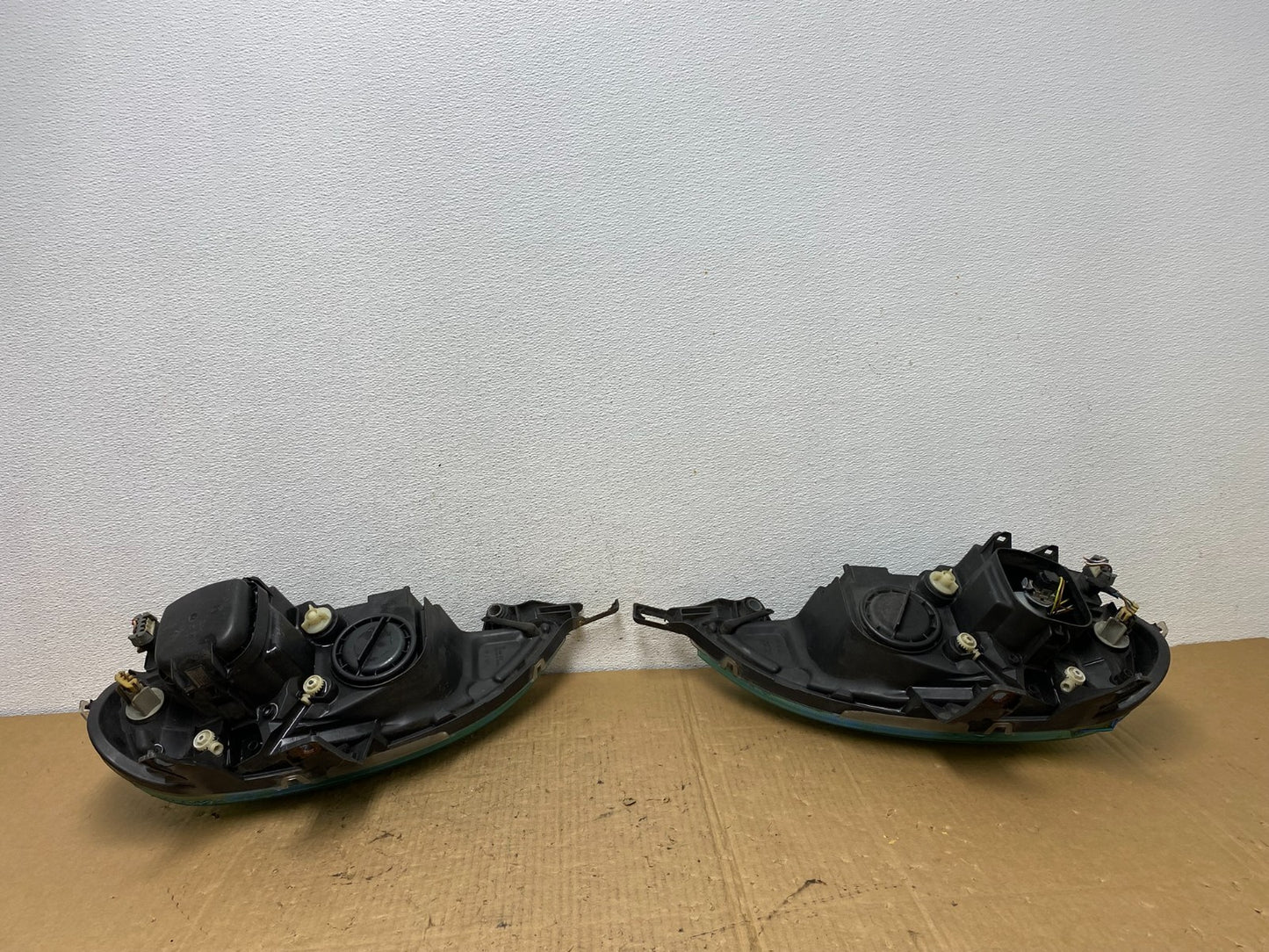2002 - 2005 Mercedes ML ML350 ML500 Left+Right Side Halogen Headlights AC8145 DW9