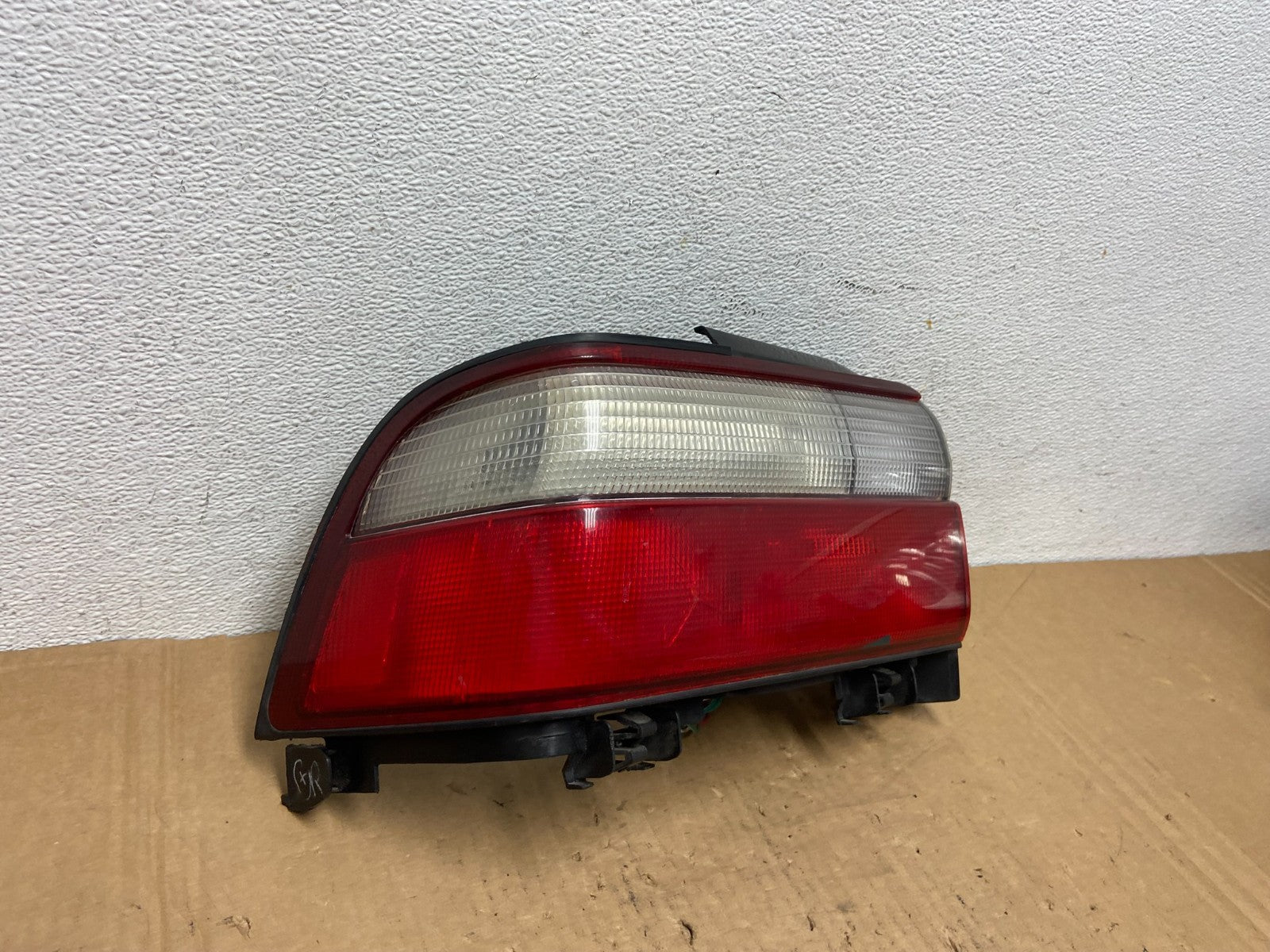 1996 to 1997 Toyota Corolla Left Driver Lh Side Tail Light AD3157 DG2