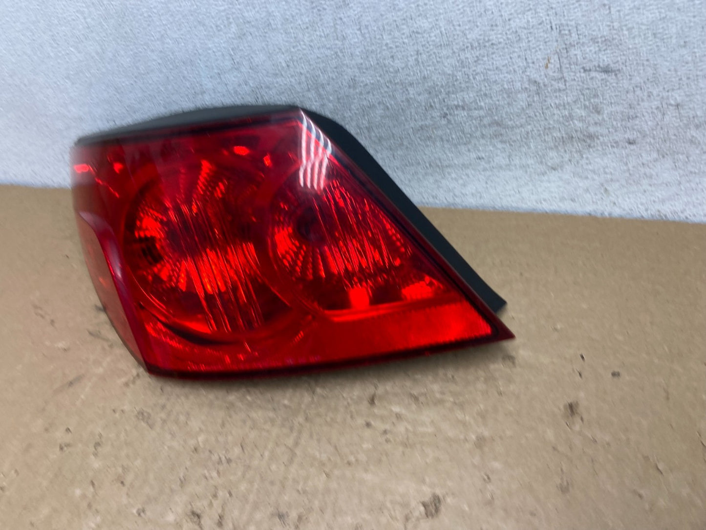 2009 2010 Chrysler Sebring Sedan Left Driver LH Side Tail Light AF8027 DG1