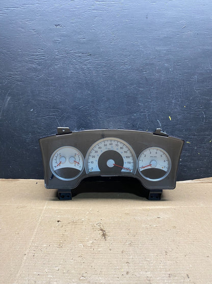 2004 Dodge Durango Speedometer Instrument Cluster Gauge OEM R2813 DG0