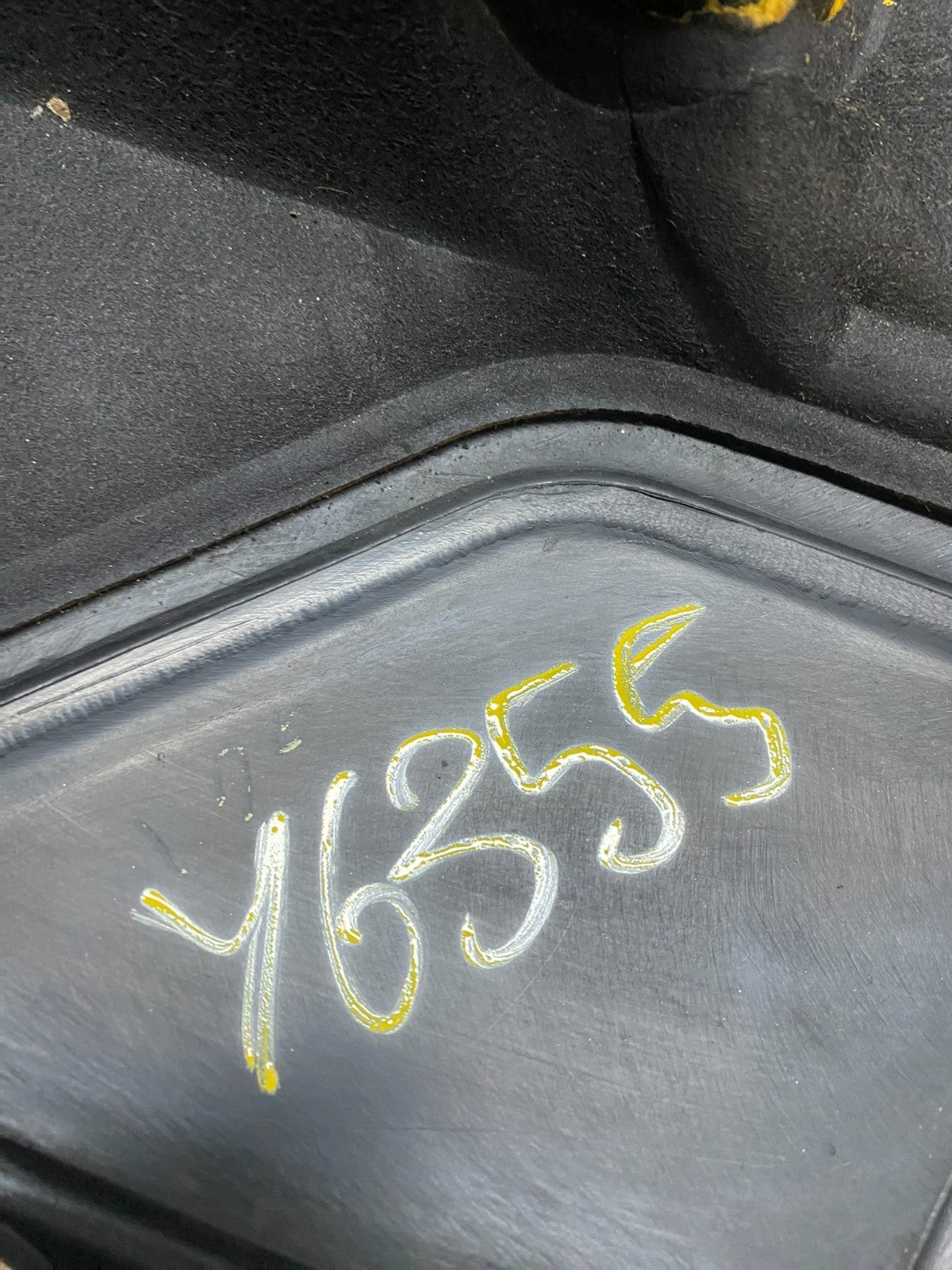 2001 - 2005 Hyundai Santa Fe 2.7L V6 Engine Motor Cover y6355 DG8