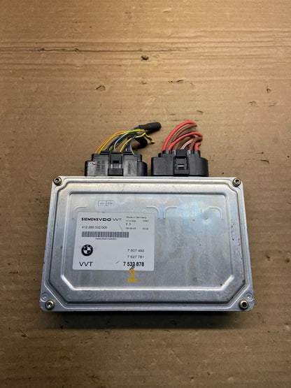 2004 2005 2006 BMW X5 645i 4.4L VVT Valvetronic Control Module ae4651 DG0