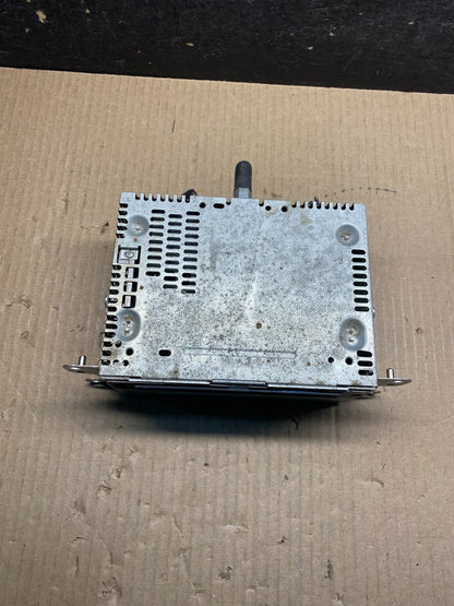2014 to 2015 Ford Explorer Audio Equipment Radio Receiver AM FM CD ai4896 DG3