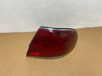 2000 to 2005 Buick Lesabre Right Passenger RH Side Tail Light AC7432 LK0