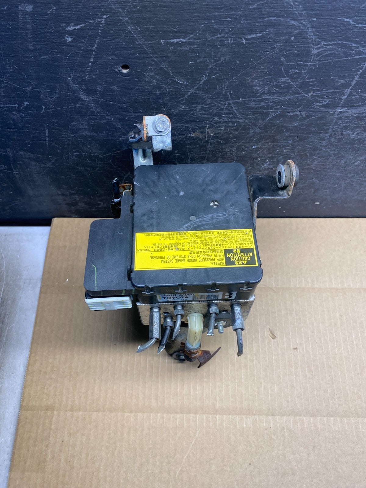 2004 - 2009 Toyota Prius ABS Brake Pump Anti Lock Module AG7238 DG0