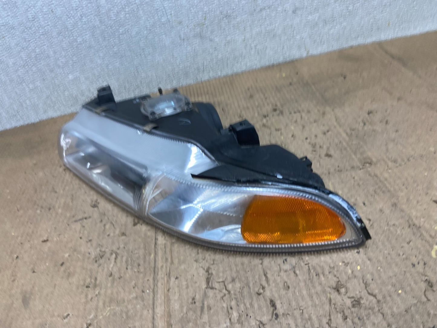 1995 to 2000 Dodge Stratus Left Driver LH Halogen Headlight AA8555 DW1