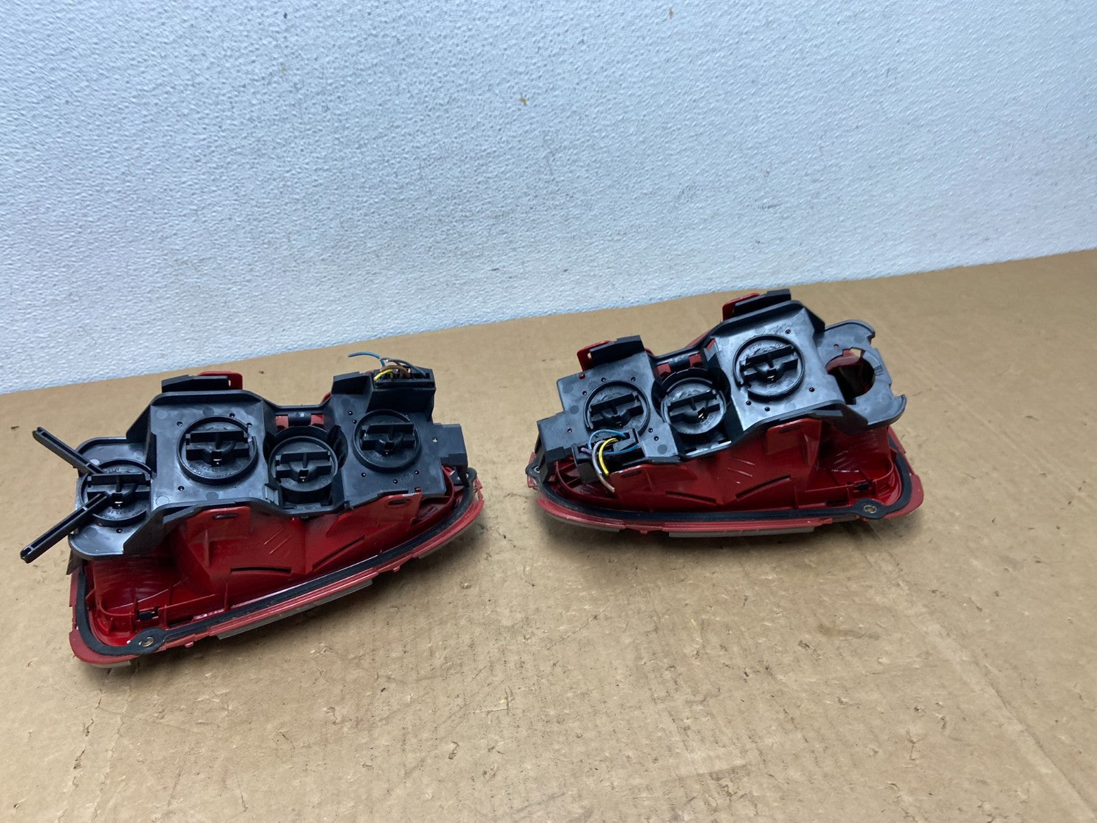2008 2009 2010 Mini Cooper Hatchback Left+Right Tail Lights AD1332 DW6