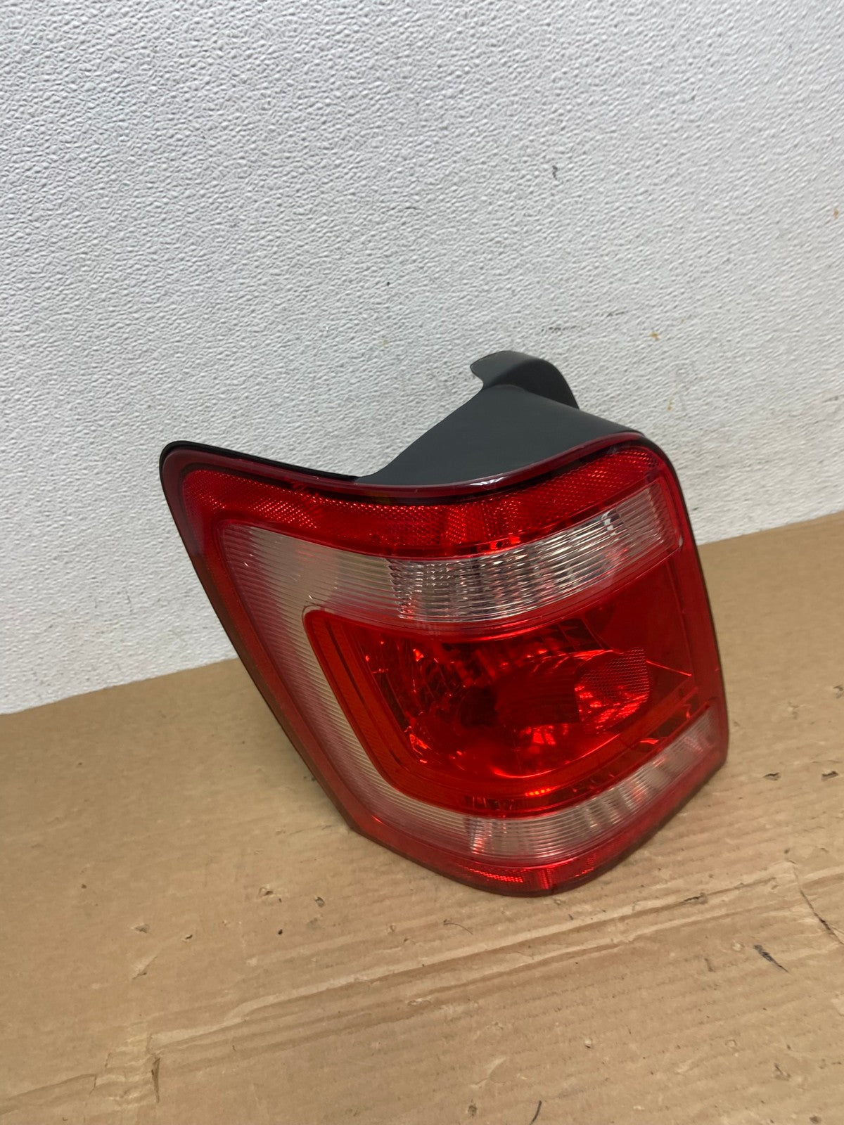 2008 to 2012 Ford Escape Left Driver LH Side Tail Light AC3932 LK2