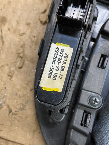 2011 to 2013 Kia Optima Center Console Shifter Gear AUX USB Floor Bezel T8594 DG8
