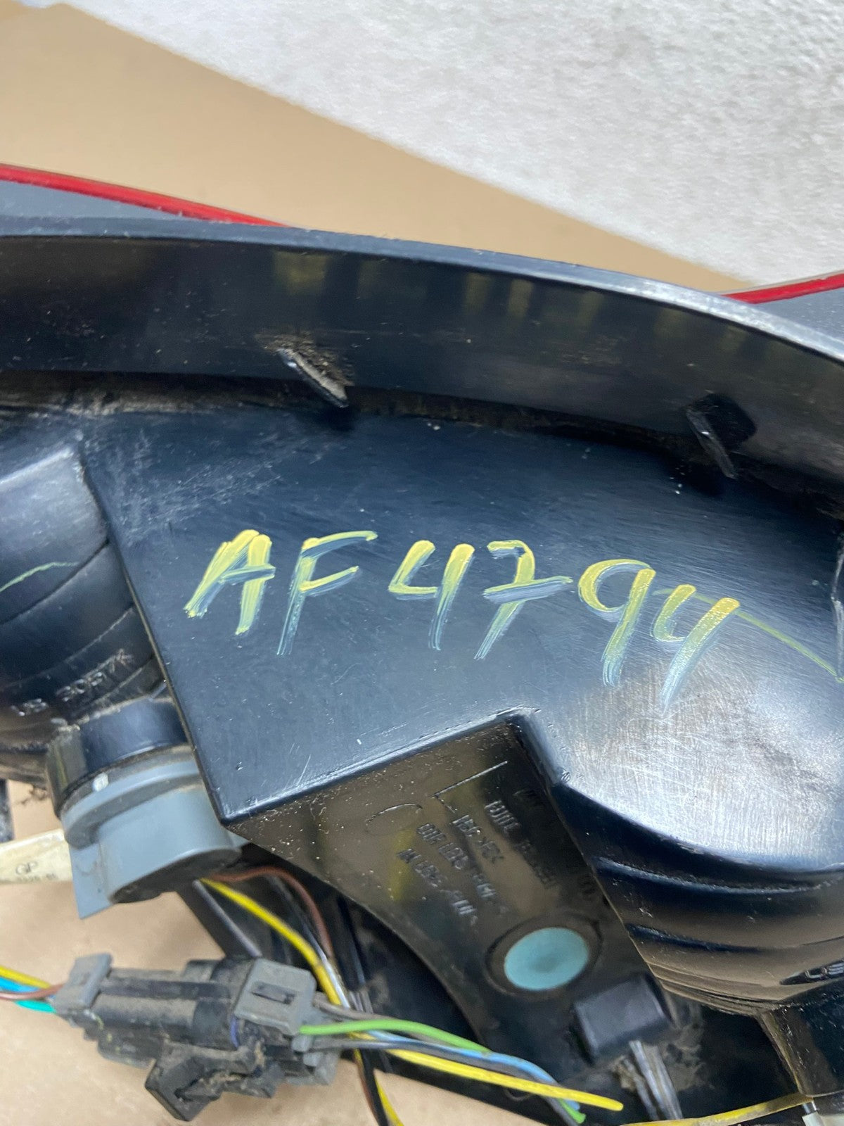 2003-2007 Saturn Ion Left Driver LH Side Tail Light Tail Light AF4794 LK7