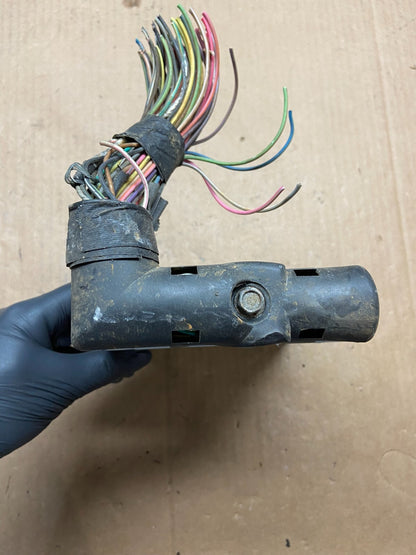 1999 Ford E350 Van 4.2L Engine Control Module Unit ECU A4444 DG11