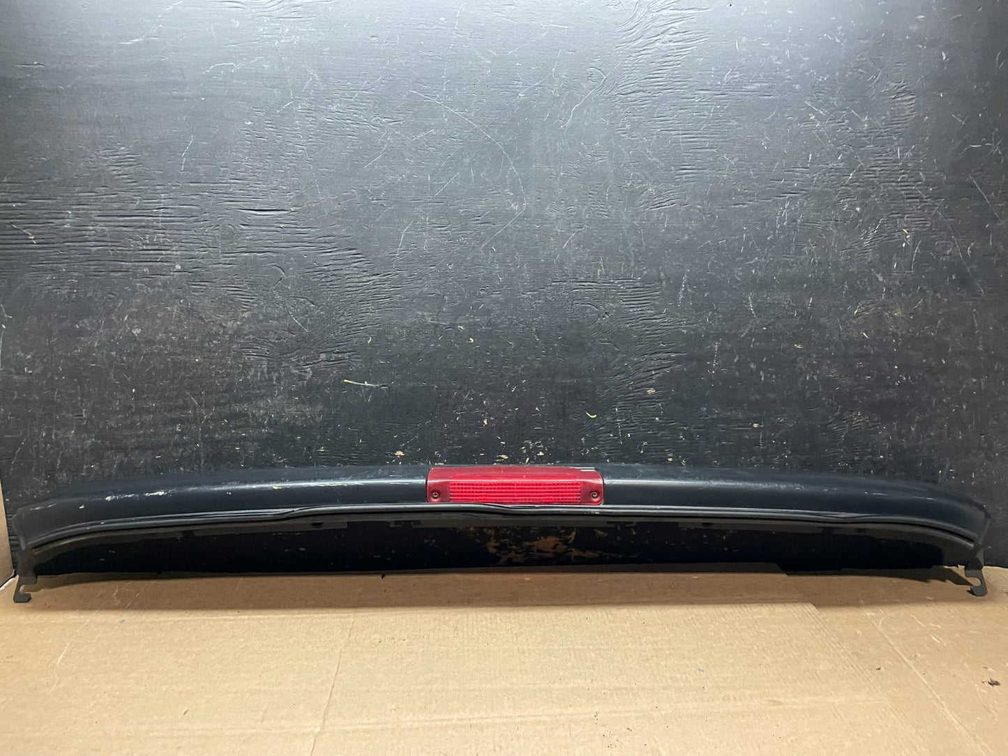 2003 to 2020 Chevrolet Express 3rd Third Brake Light Trim Spoiler Y9325 DG0