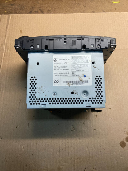 2005-2009 Mercedes CLK320 CLK350 W209 Command CD Player Unit Radio Navi Y7569 DG5