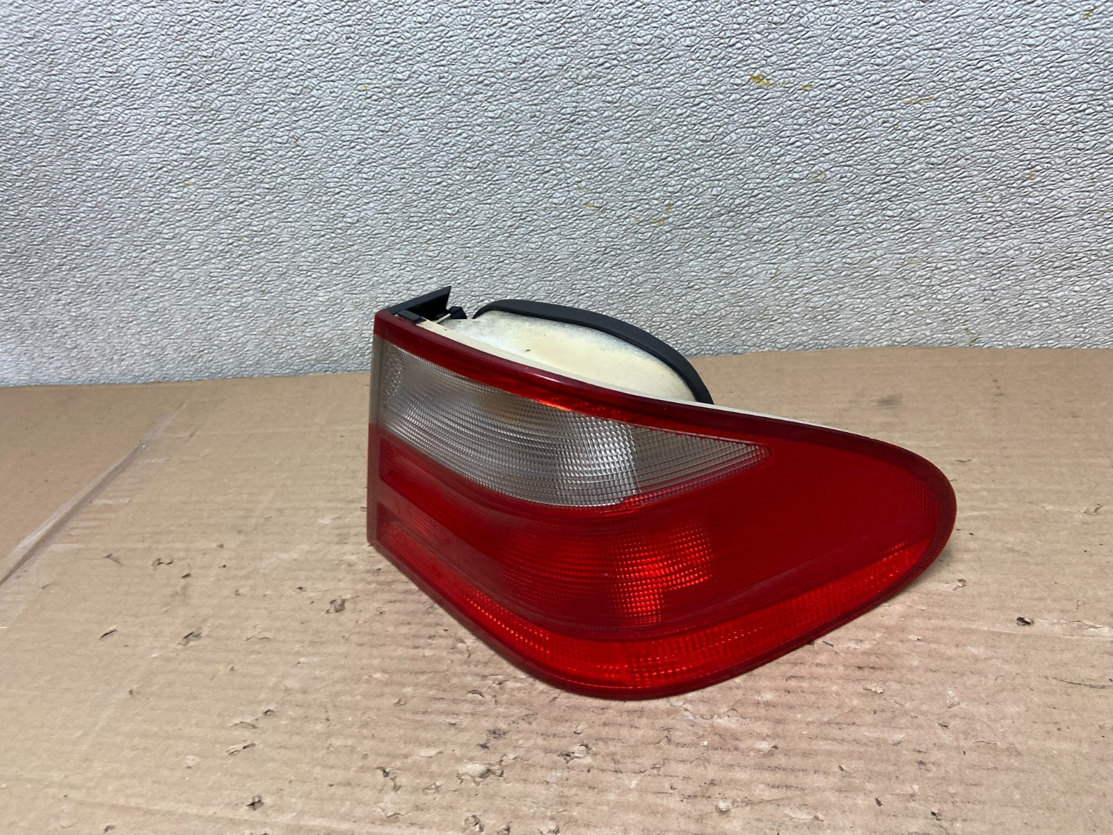 1998 to 2003 Mercedes Benz W208 CLK Right Passenger RH Side Tail Light AA9477 LK1