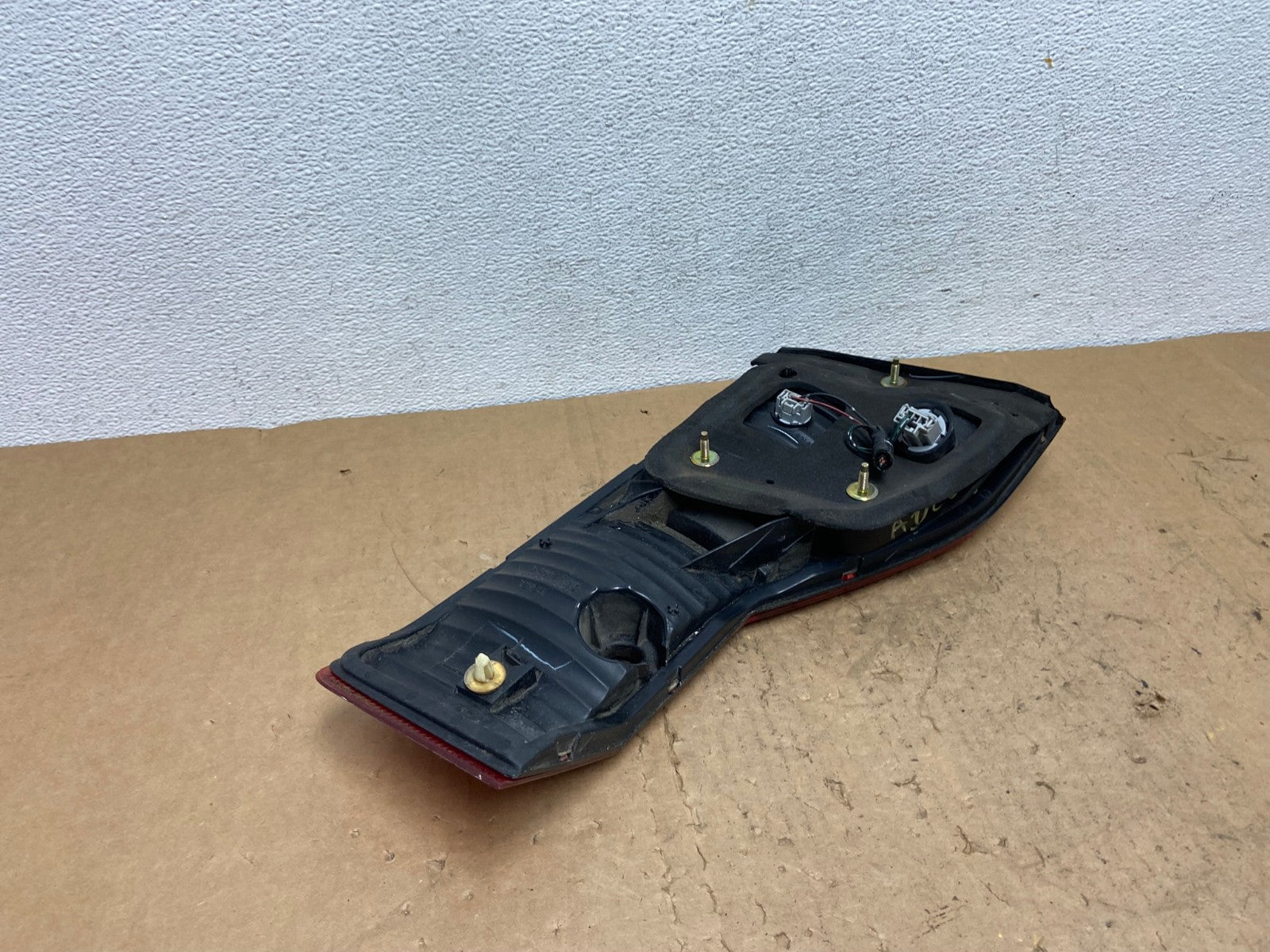 1998 to 2000 Honda Accord Right Passenger Side Inner Tail Light AD0613 LK5