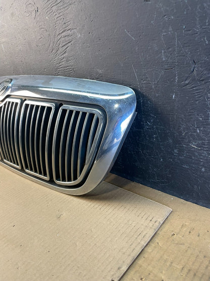 1998 to 2002 Mercury Grand Marquis Front Upper Grill Grille OEM  AC1993 DG1
