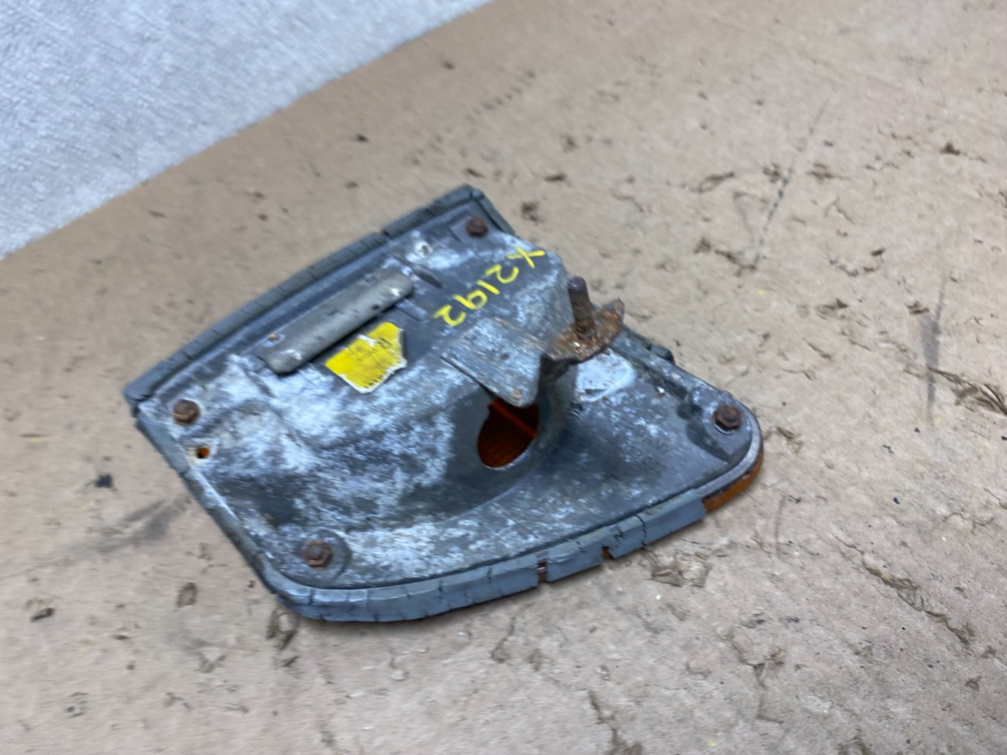 1973 to 1980 Mercedes W116 S-Class Right Passenger Turn SIgnal Light X2192 DG6