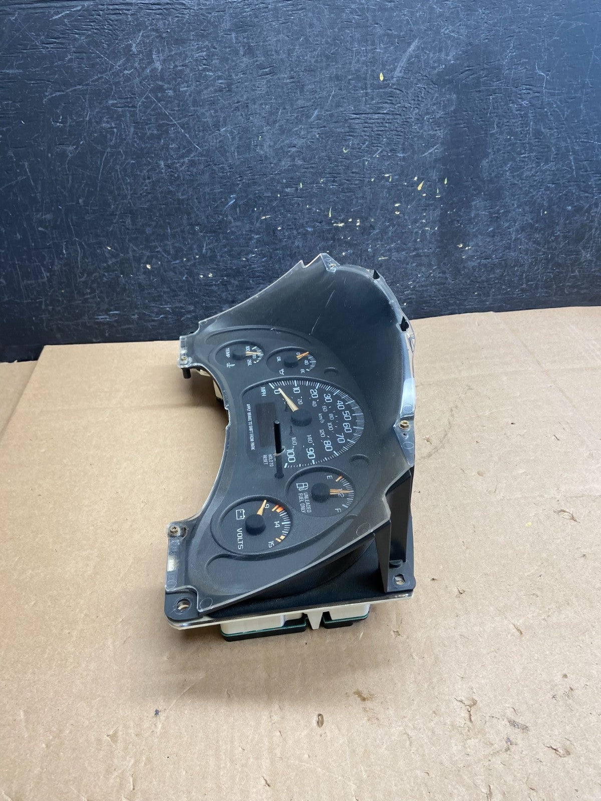 2000 to 2005 Chevrolet Astro Cluster Gauge Speedometer ECM AI3251 DG2