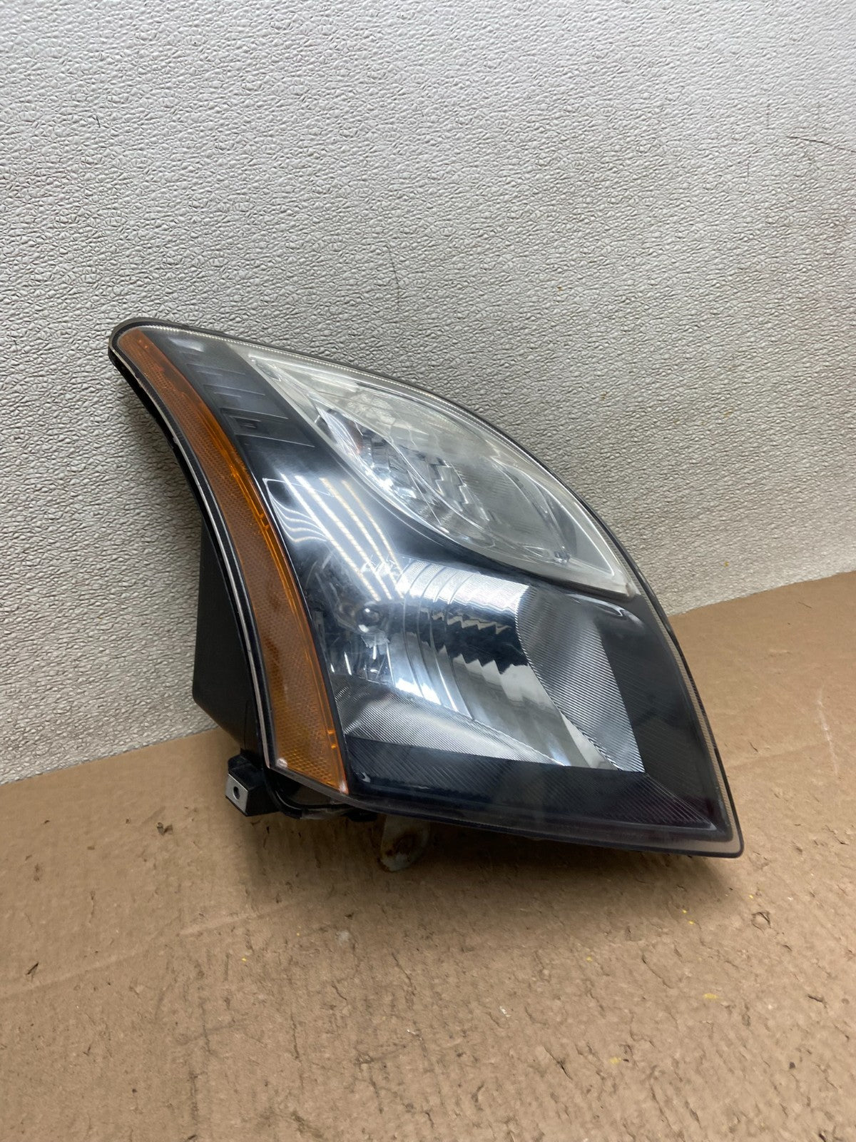 2010 2011 2012 Nissan Sentra Halogen Right Passenger Black Headlight Y3170 DW2