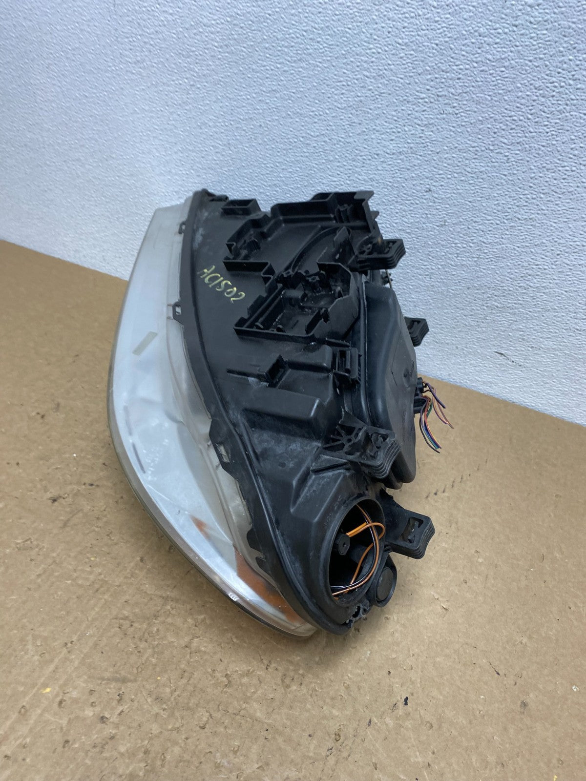 2008 to 2013 Volvo XC70 V70 S80 Right Passenger Side Halogen Headlight AC1502 DW5