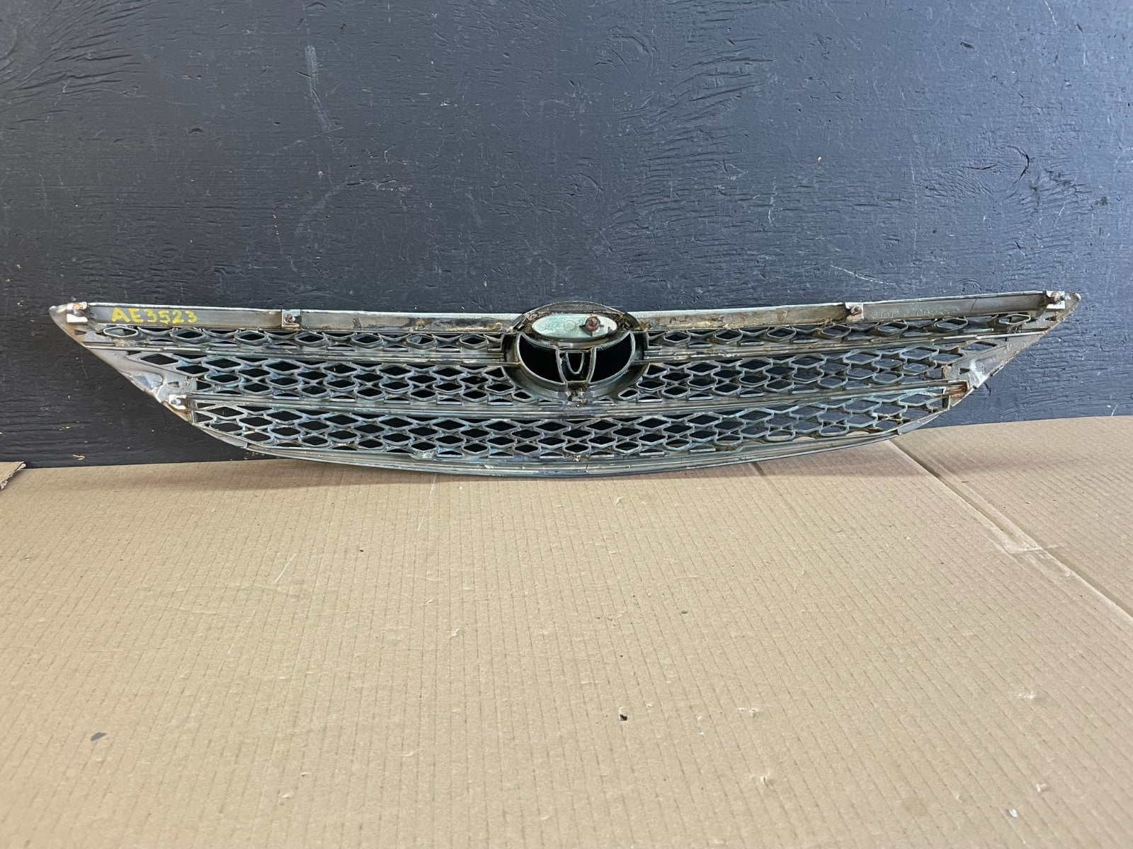 2002 2003 2004 Toyota Camry Front Upper Grill Grille ae3523 DG3