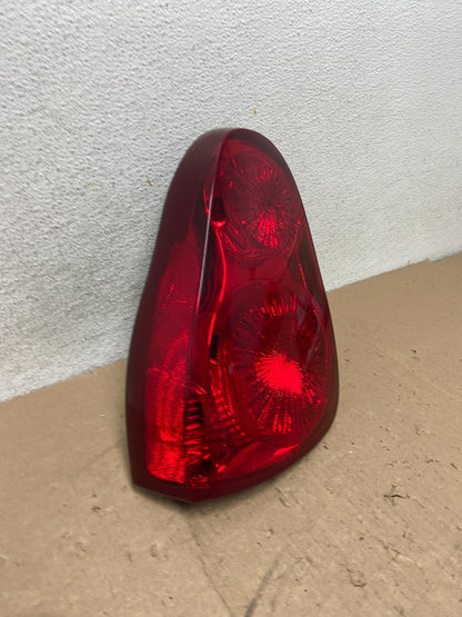 2006 to 2007 Chevrolet Monte Carlo Left Driver LH Side Tail Light AG5426 DW1